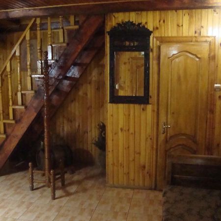 Apartamento Domik S Saunoy Na Ogiyenko Kamianets-Podilskyi Exterior foto
